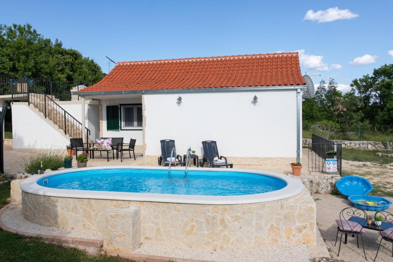 Holiday Home Sego With Private Pool Veliki Brocanac Exterior foto